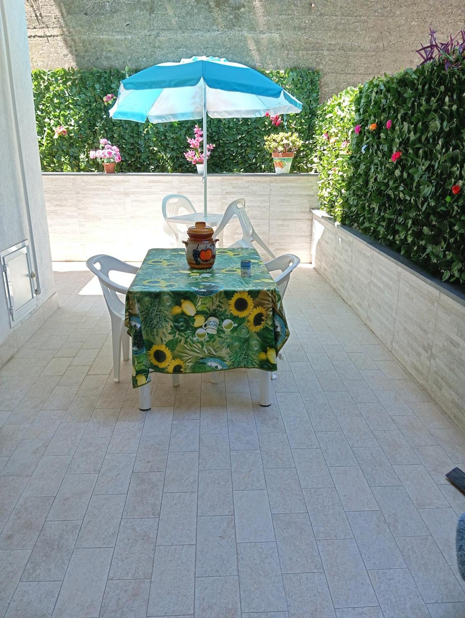 Il Re Tritone Villa อากรอโปลี ภายนอก รูปภาพ